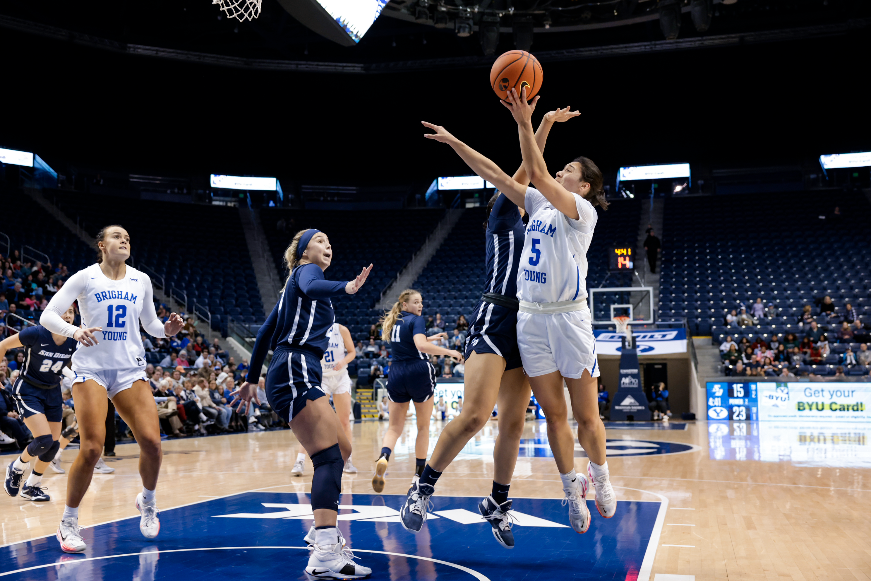 Arielle Mackey-Williams puts up a shot during a 63-49 win over San Diego.