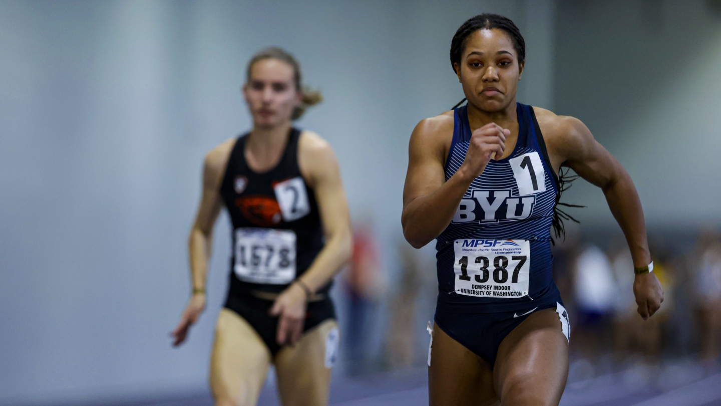 Jaslyn Gardner races in the 60m at the MPSF Championships