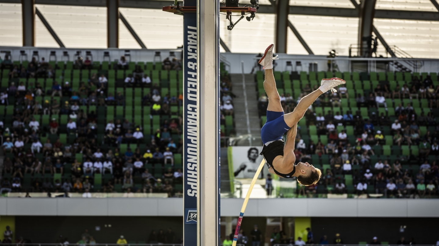 Zach McWhorter pole vaults at the 2022 NCAA Championships.