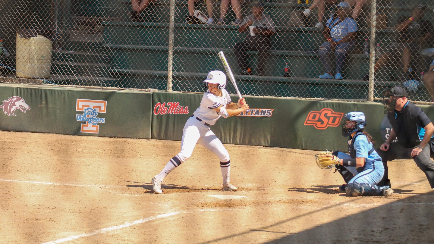 Maddie Bejarano at the plate against UNC at the Puerto Vallarta College Challenge on February 9, 2023