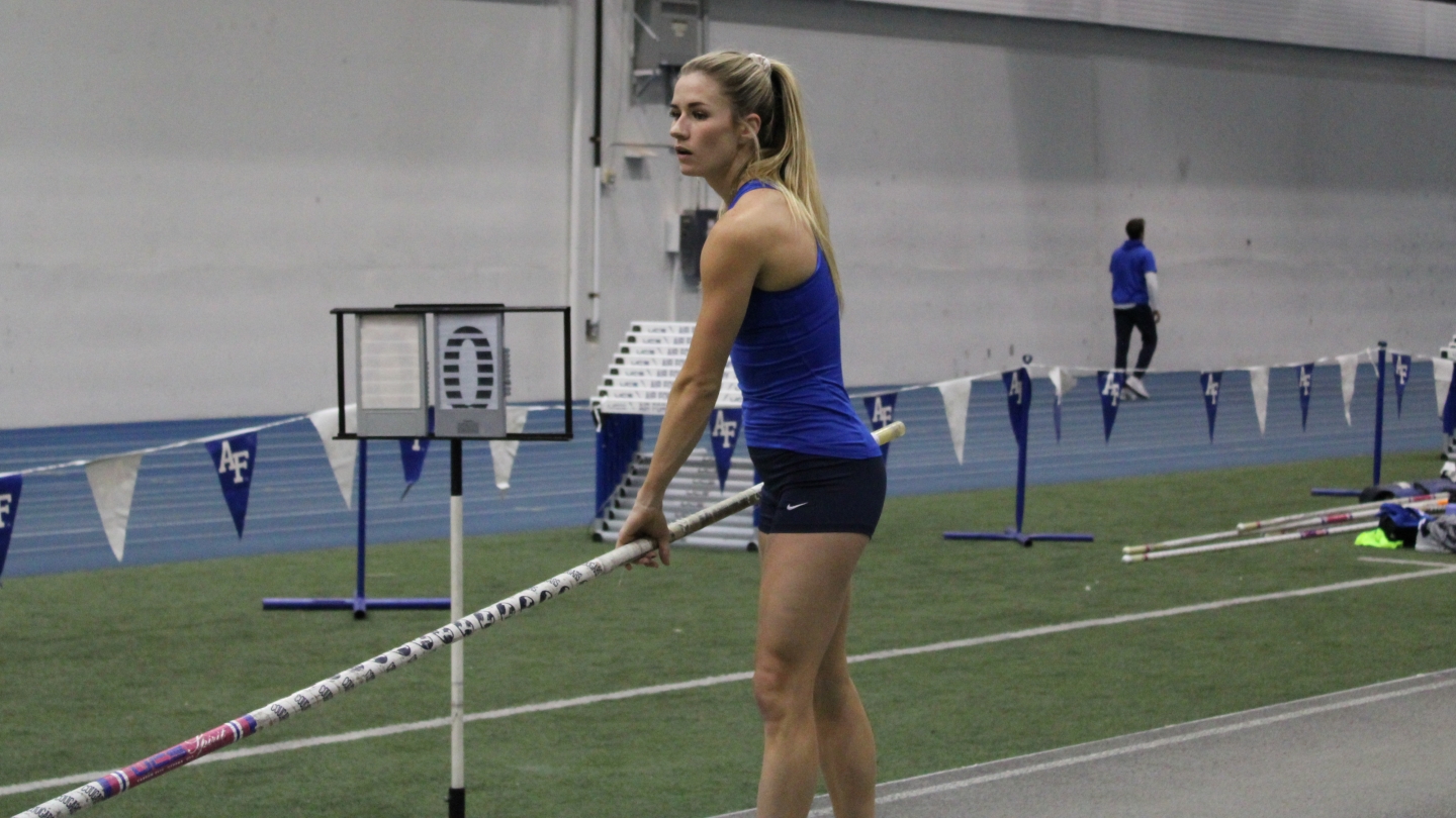 Elise Romney at the Air Force Invite