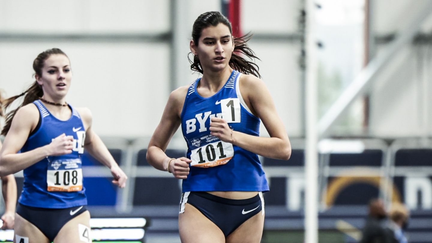 Carmen Alder competes at the 2022 MPSF Indoor Championships